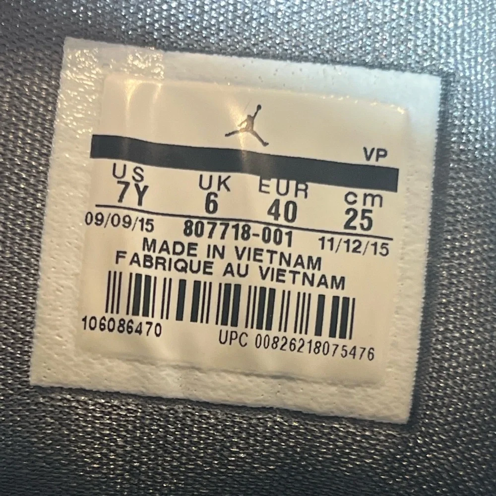 Nike Air Jordan deluxe cool gray‎